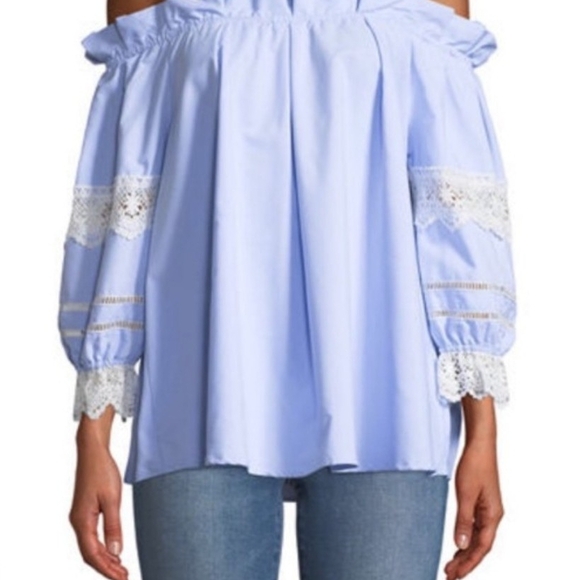 Romeo & Juliet Couture Tops - Romeo & Juliet Couture Blouse Size S